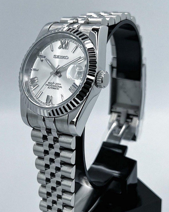 Datejust "Blanco Ártico" con números romanos - SeikoMod