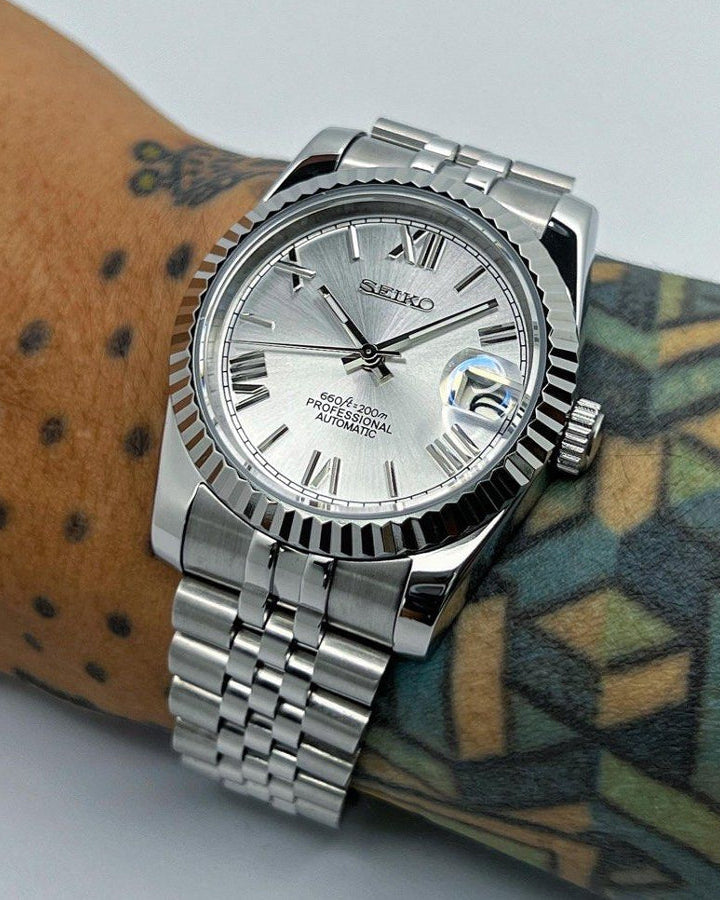 Datejust "Blanco Ártico" con números romanos - SeikoMod