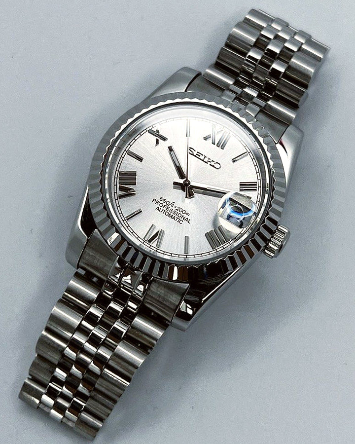 Datejust "Blanco Ártico" con números romanos - SeikoMod