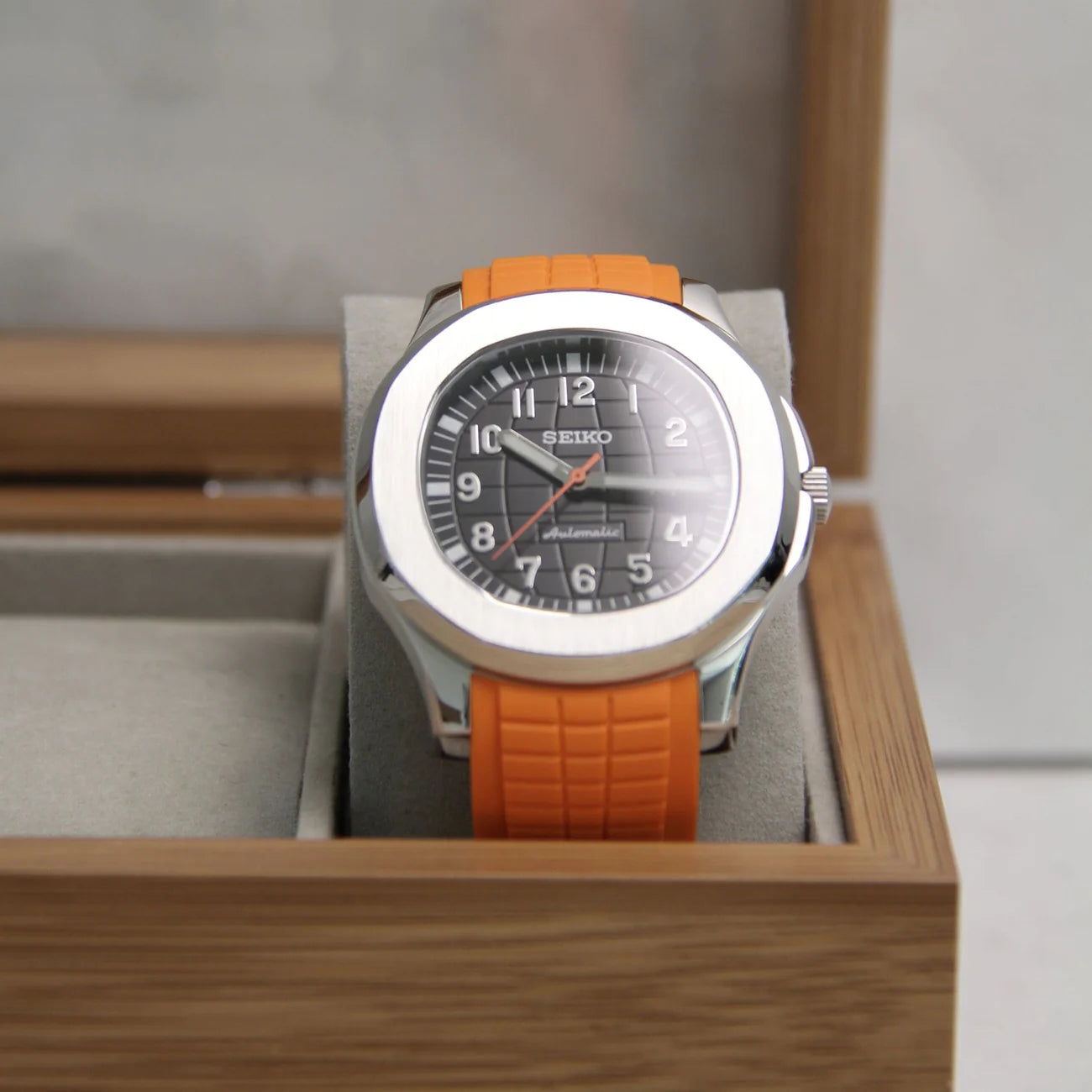 Aquanaut “Solaris” – SeikoMod