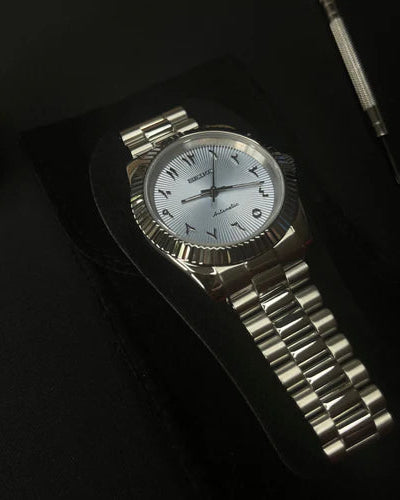 Datejust árabe azul claro SunBurst - SeikoMod