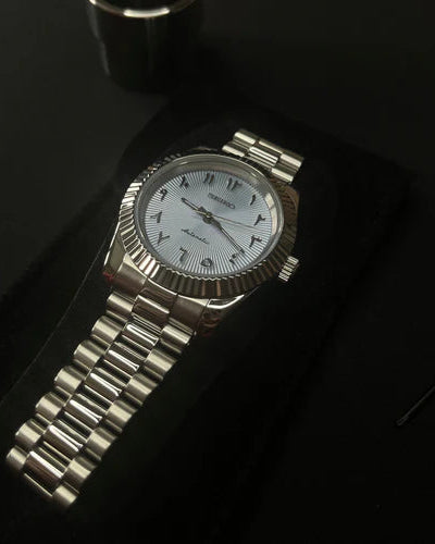 Datejust árabe azul claro SunBurst - SeikoMod
